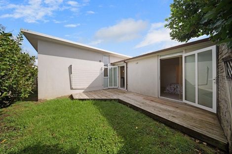 Photo of property in 3 Merlot Lane, Pukekohe, 2120