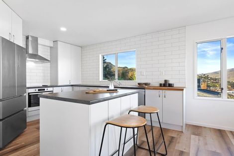 Photo of property in 16 Dudley Road, Lyttelton, 8082