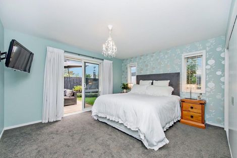 Photo of property in 2 Highworth Crescent, Rolleston, 7615