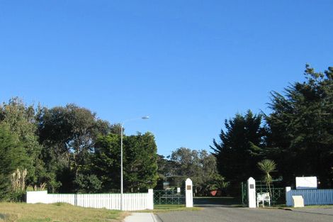 Photo of property in 38 Health Camp Road, Otaki Beach, Otaki, 5512
