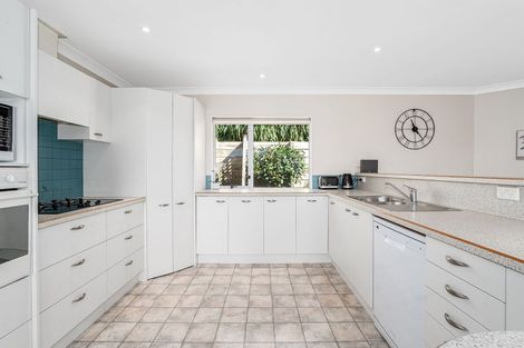 Photo of property in 23 Samwell Drive, Whitby, Porirua, 5024