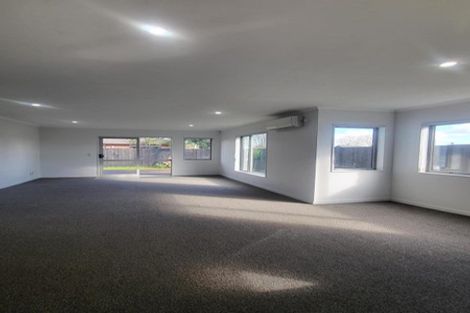 Photo of property in 59 Tarapiroe Avenue, Takanini, 2112