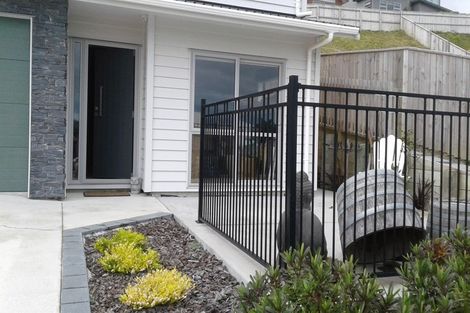 Photo of property in 9a Madeira Close, Whitby, Porirua, 5024