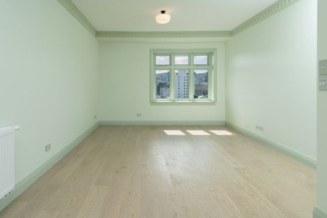 Photo of property in Hamilton Flats, 9a Hawker Street, Mount Victoria, Wellington, 6011
