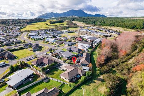 Photo of property in 21 Brompton Close, Richmond Heights, Taupo, 3330