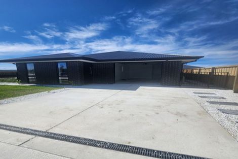 Photo of property in 10 Ellmers Street, Woodend, 7610