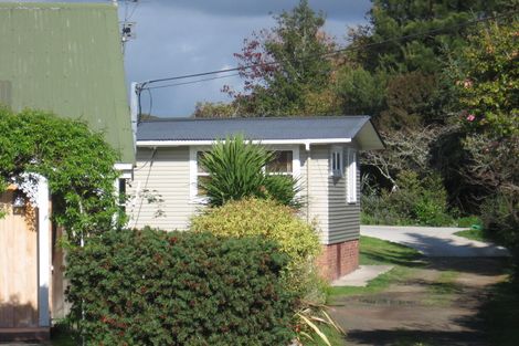 Photo of property in 1/10 Springbank Lane, Te Atatu Peninsula, Auckland, 0610