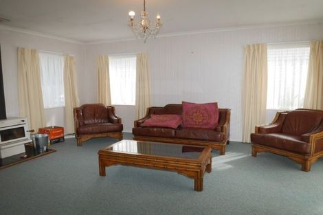 Photo of property in 9 Greenaway Road, Waikanae, 5036