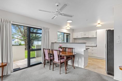 Photo of property in 7b Puriri Avenue, Orewa, 0931
