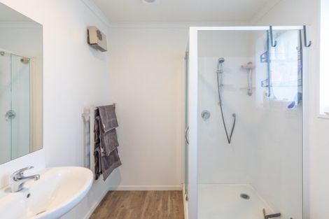 Photo of property in 31a Mataroa Place, Parklands, Christchurch, 8083