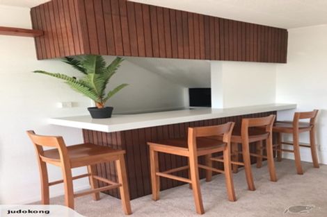 Photo of property in 5 Madison Place, Forrest Hill, Auckland, 0620