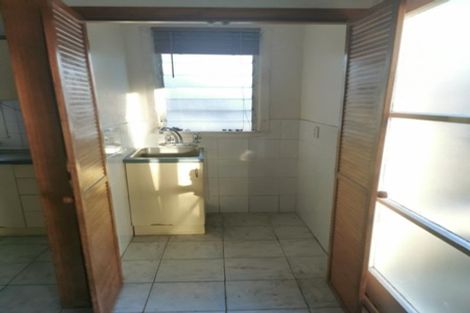 Photo of property in 1/4 Sydney Street, Hauraki, Auckland, 0622