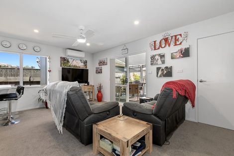 Photo of property in 214/11 Kamahi Crescent, Papamoa Beach, Papamoa, 3118