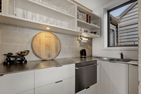 Photo of property in 10 Wilding Road, Lake Hayes, Queenstown, 9371