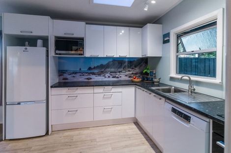 Photo of property in 292 Clifton Road, Te Awanga, 4102