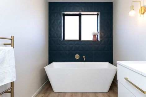 Photo of property in 9 Greenwood Place, Amberley, 7410