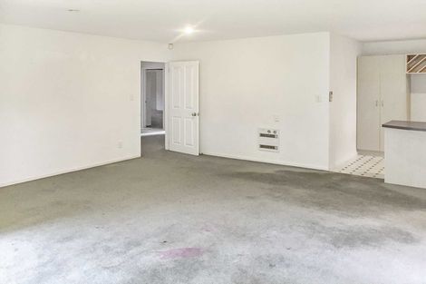 Photo of property in 122 Halswell Junction Road, Halswell, Christchurch, 8025