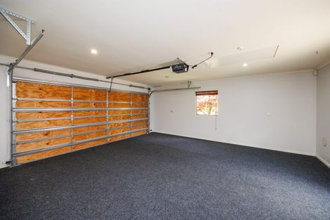Photo of property in 3 The Oaks, Awapuni, Palmerston North, 4412