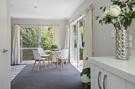 Photo of property in 16 Pono Place, Waiuku, 2123