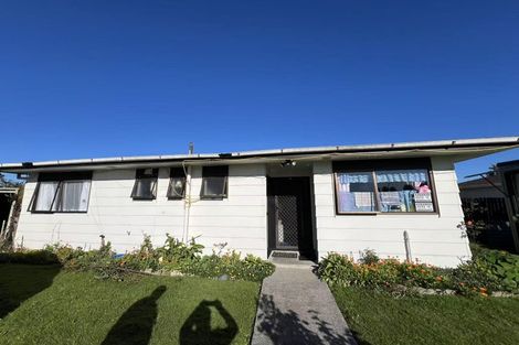 Photo of property in 2/18 Bingara Place, Favona, Auckland, 2024