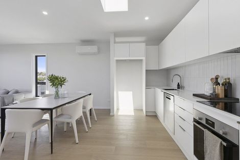 Photo of property in 131 Tiketike Way, Brooklyn, Wellington, 6021