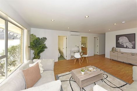 Photo of property in 11 Glen Place, Parklands, Christchurch, 8083