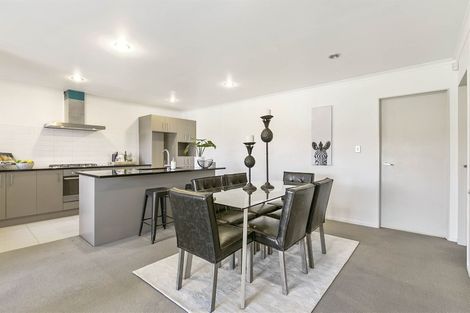 Photo of property in 24 Flintridge Drive, Flat Bush, Auckland, 2019