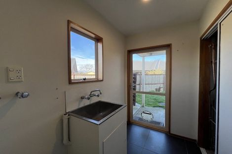 Photo of property in 33 Veitches Road, Casebrook, Christchurch, 8051