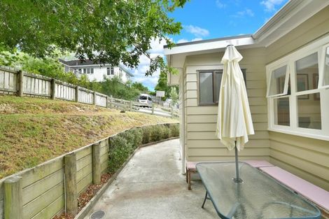 Photo of property in 7 Mangakura Road, Helensville, 0800