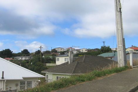 Photo of property in 35 Hindmarsh Street, Johnsonville, Wellington, 6037