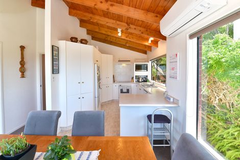 Photo of property in 11b Orewa Heights Crescent, Orewa, 0931