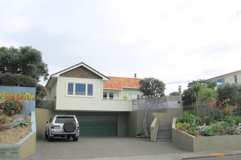 Photo of property in 52 Oceanview Road, Mount Maunganui, 3116