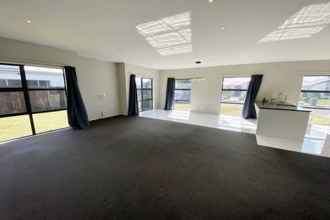 Photo of property in 8 Marble Court, Northwood, Christchurch, 8051