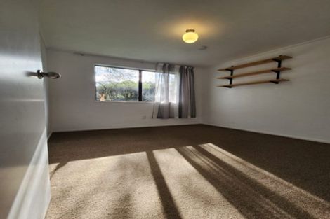 Photo of property in 87 Solar Road, Glen Eden, Auckland, 0602