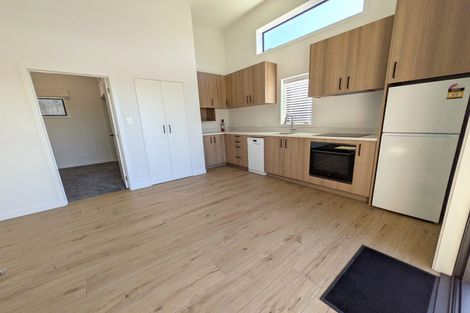 Photo of property in 20b Waterview Road West, Takanini, 2112