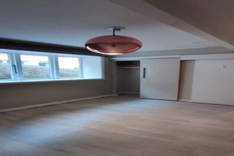 Photo of property in 4 Mills Road, Brooklyn, Wellington, 6021