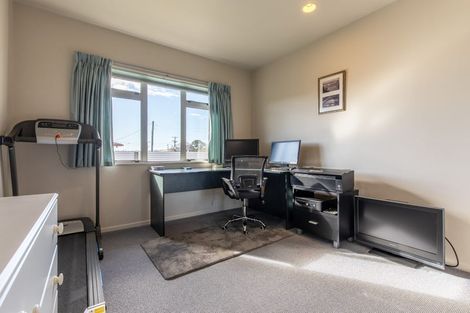 Photo of property in 10a Wellington Road, Waipukurau, 4200