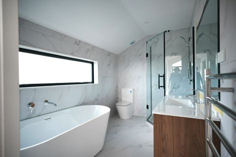 Photo of property in 20 Glenvar Road, Torbay, Auckland, 0630