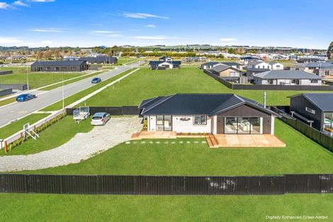 Photo of property in 102 Tukare Loop, Te Anau, 9600