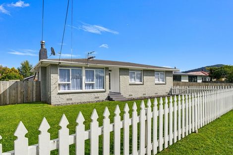 Photo of property in 8 Kahu Street, Utuhina, Rotorua, 3015