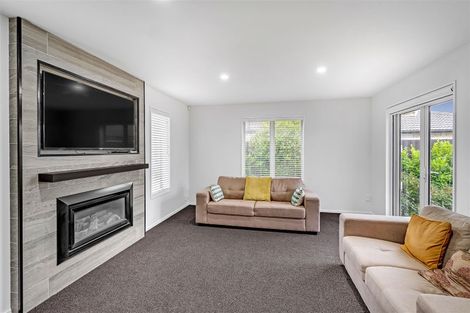 Photo of property in 4 Goldie Place, Rolleston, 7614