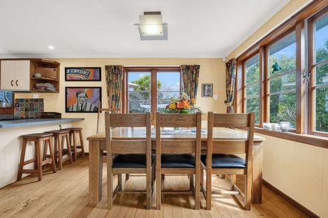 Photo of property in 2 Davidson Street, Glenholme, Rotorua, 3010