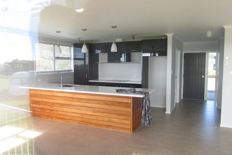 Photo of property in 4 Waihinahina Way, Mahia, 4198