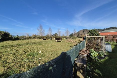 Photo of property in 4 Courthouse Lane, Coromandel, 3506