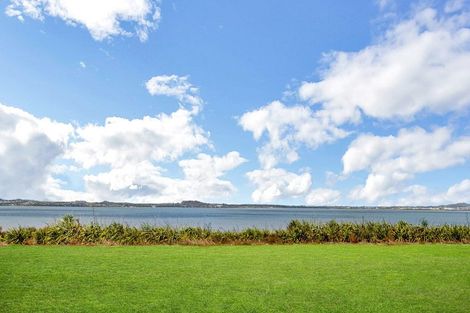 Photo of property in 2 Picnic Point Road, Hobsonville, Auckland, 0616