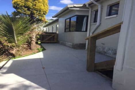 Photo of property in 80 Bell Street, Tawa, Wellington, 5028