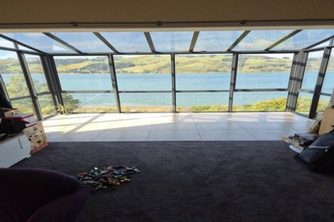 Photo of property in 225 Ravensbourne Road, Ravensbourne, Dunedin, 9022