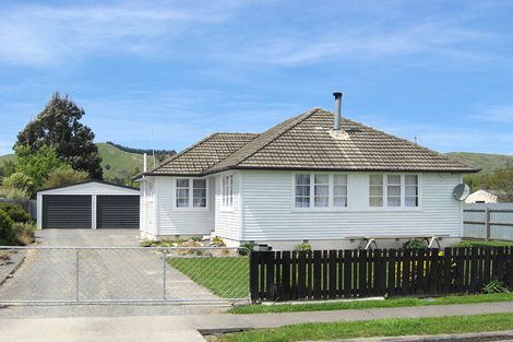 Photo of property in 12 Montgomery Street, Cheviot, 7310