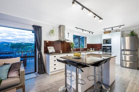 Photo of property in 19 Shackle Lane, Whitby, Porirua, 5024