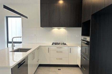 Photo of property in 137 Grove Road, Papakura, 2110